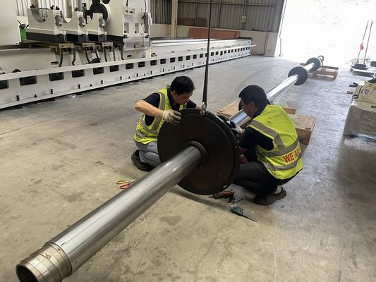 Maszyna SRB ultra szerokowierzchołowa z łożyskiem NSK o długości obróbki 2000 mm