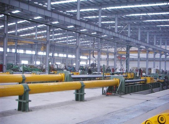Precyzyjne sterowanie hydrauliczne zimno rurki wyciąganie ławki 13,5m/min Ergonomiczna konstrukcja